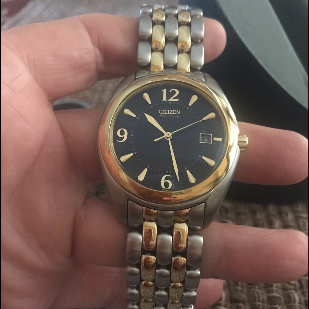 🎉HP🎉NWOT Men’s Citizen Watch🎉 - Picture 6 of 6